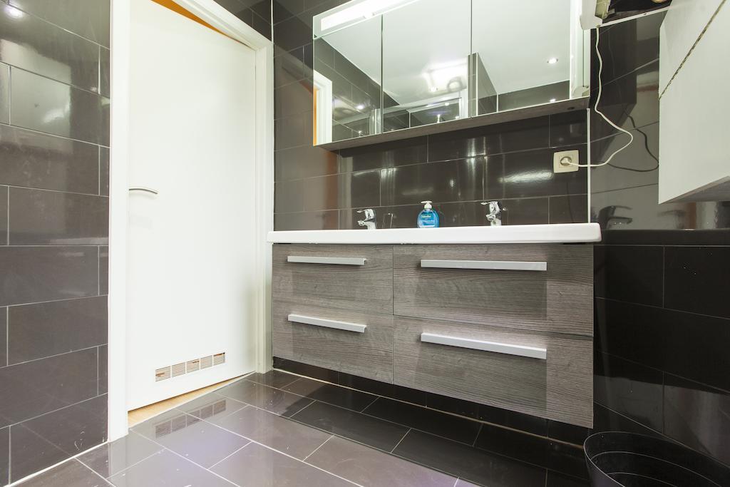 Madou City Center Apartment Βρυξέλλες Δωμάτιο φωτογραφία